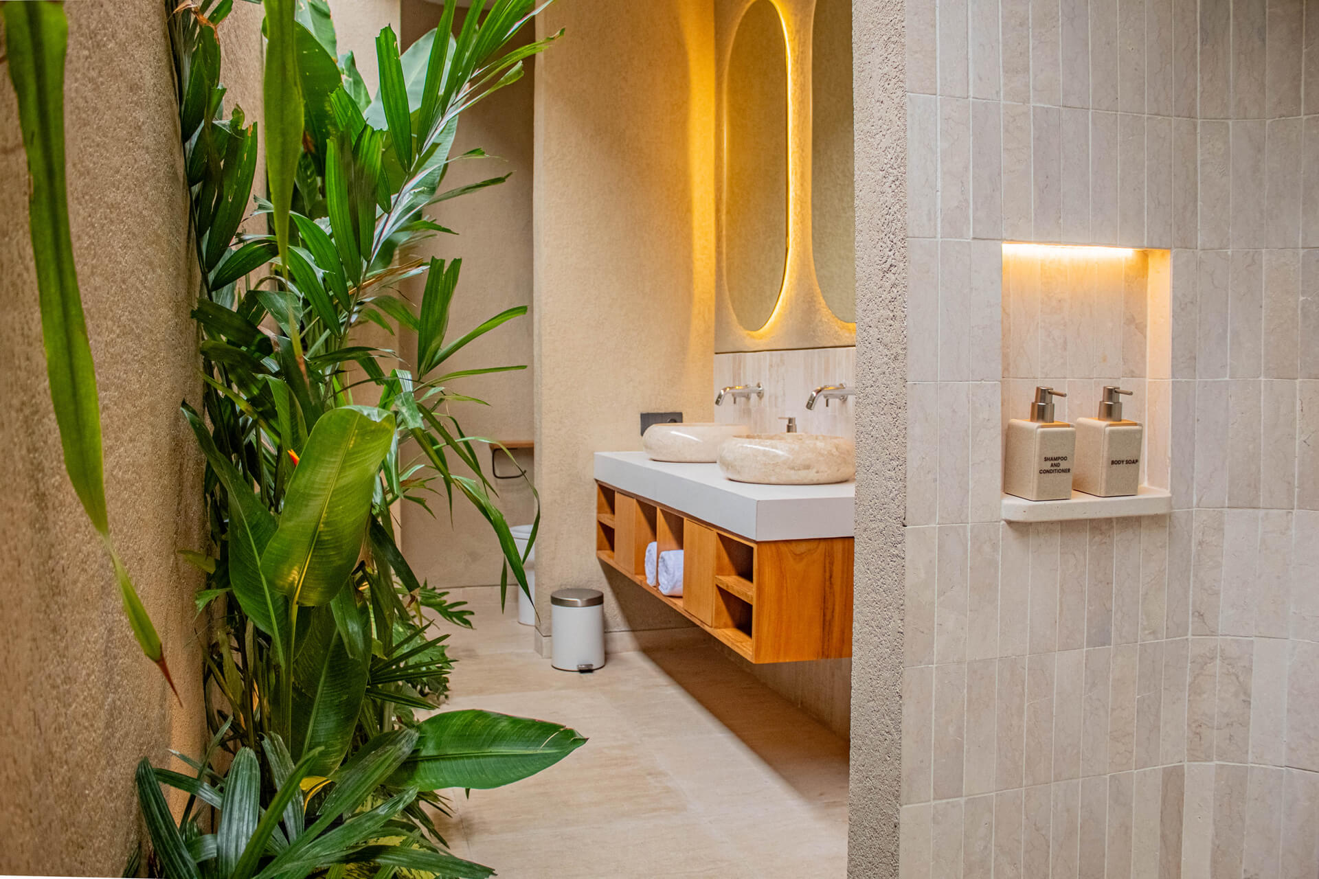 Antonella-Villa-One-17-Bathroom