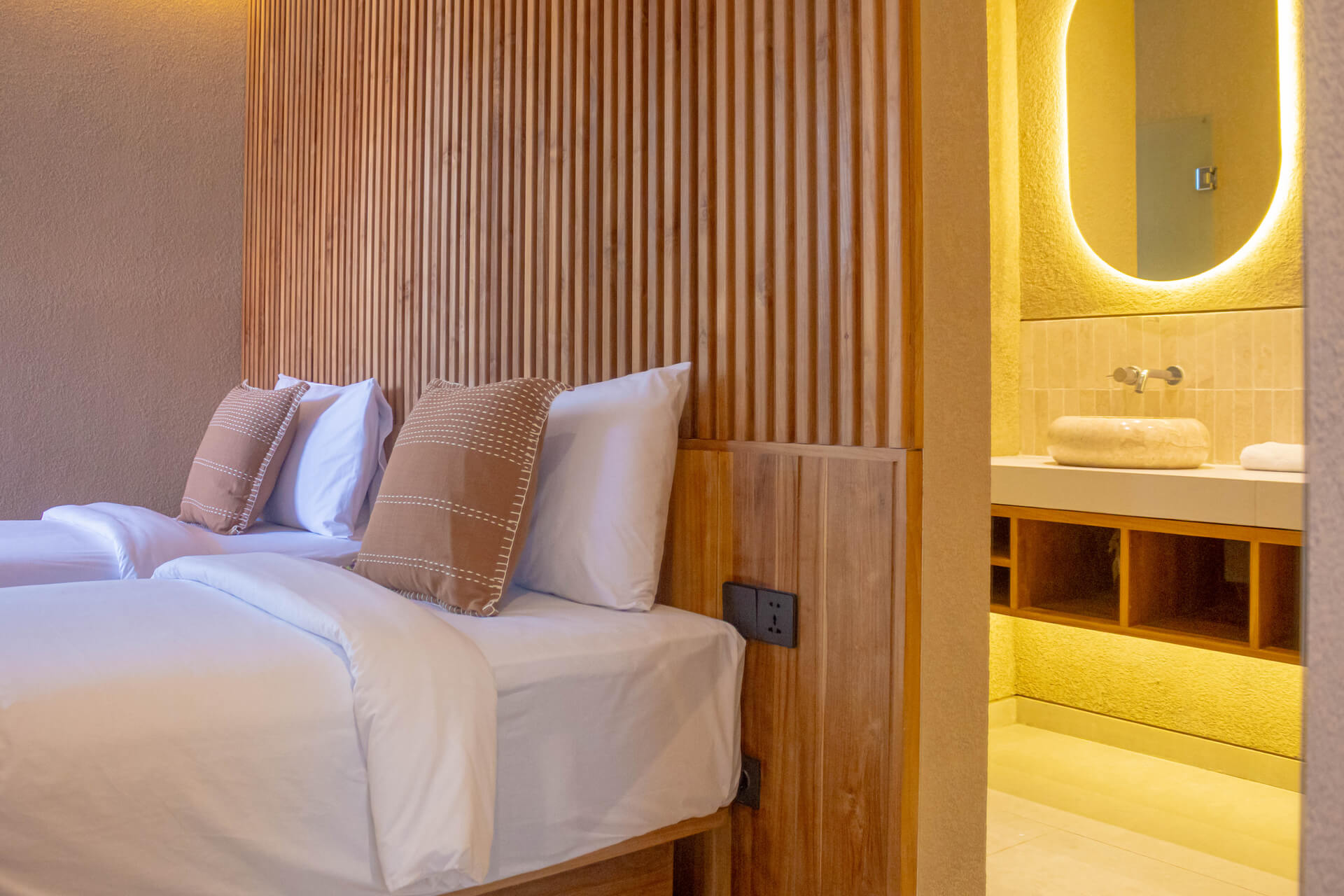 Antonella-Villa-Two-28-Twin-Bedroom